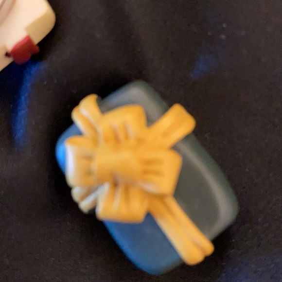 Vintage button covers/toppers & pierced kitty earrings - Picture 6 of 12